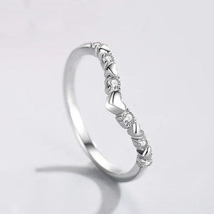925 silver ring with heart shapes and sparkling stones, elegant women's jewelry