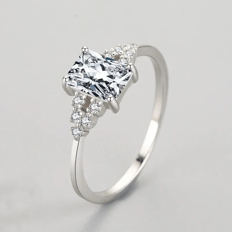 Luxury Zirconia Wedding Ring - TM & Co. Jewels