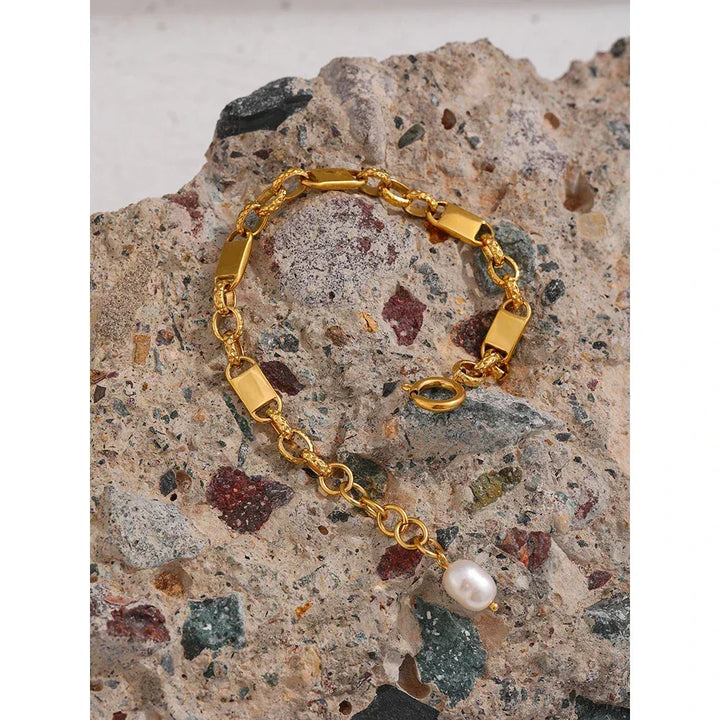 Gleam Crest Bracelet - TM & Co. Jewels