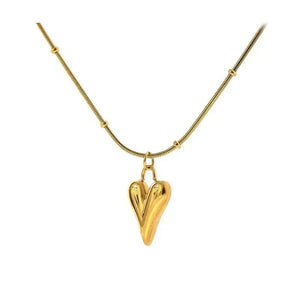 18K gold-plated heart pendant necklace with a sleek gold chain on white background