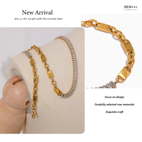 Gold chain bracelets displayed on a beige fabric jewelry stand, with one bracelet featuring clear rhinestones. The image includes promotional text and a close-up detail of the bracelet clasp on a white background.