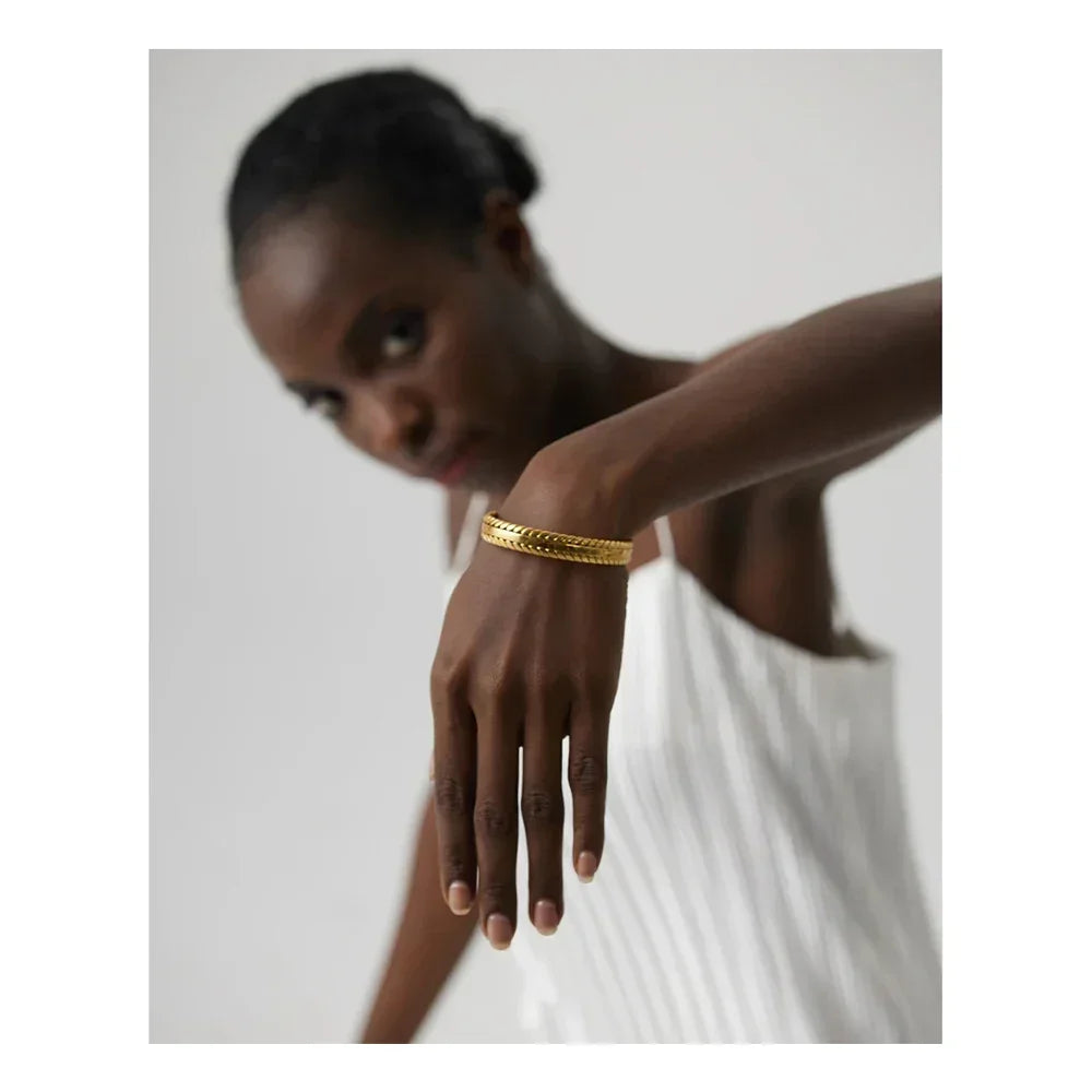 Sunlit Leaf Bangle - TM & Co. Jewels