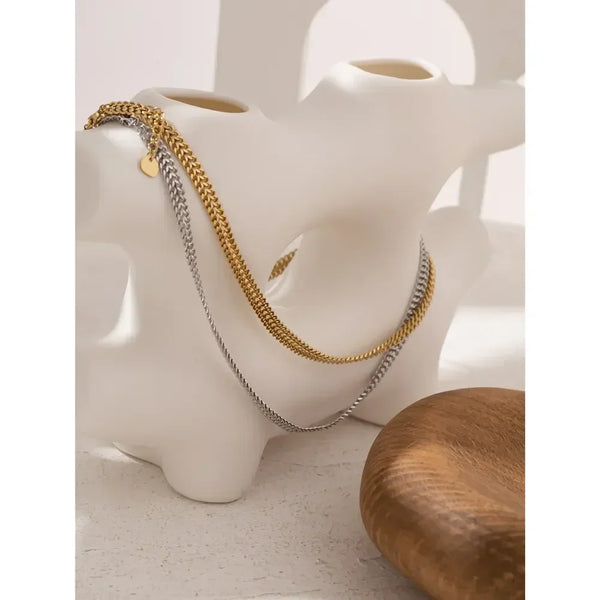 Modern Twist Pendant - TM & CO. JEWELS 