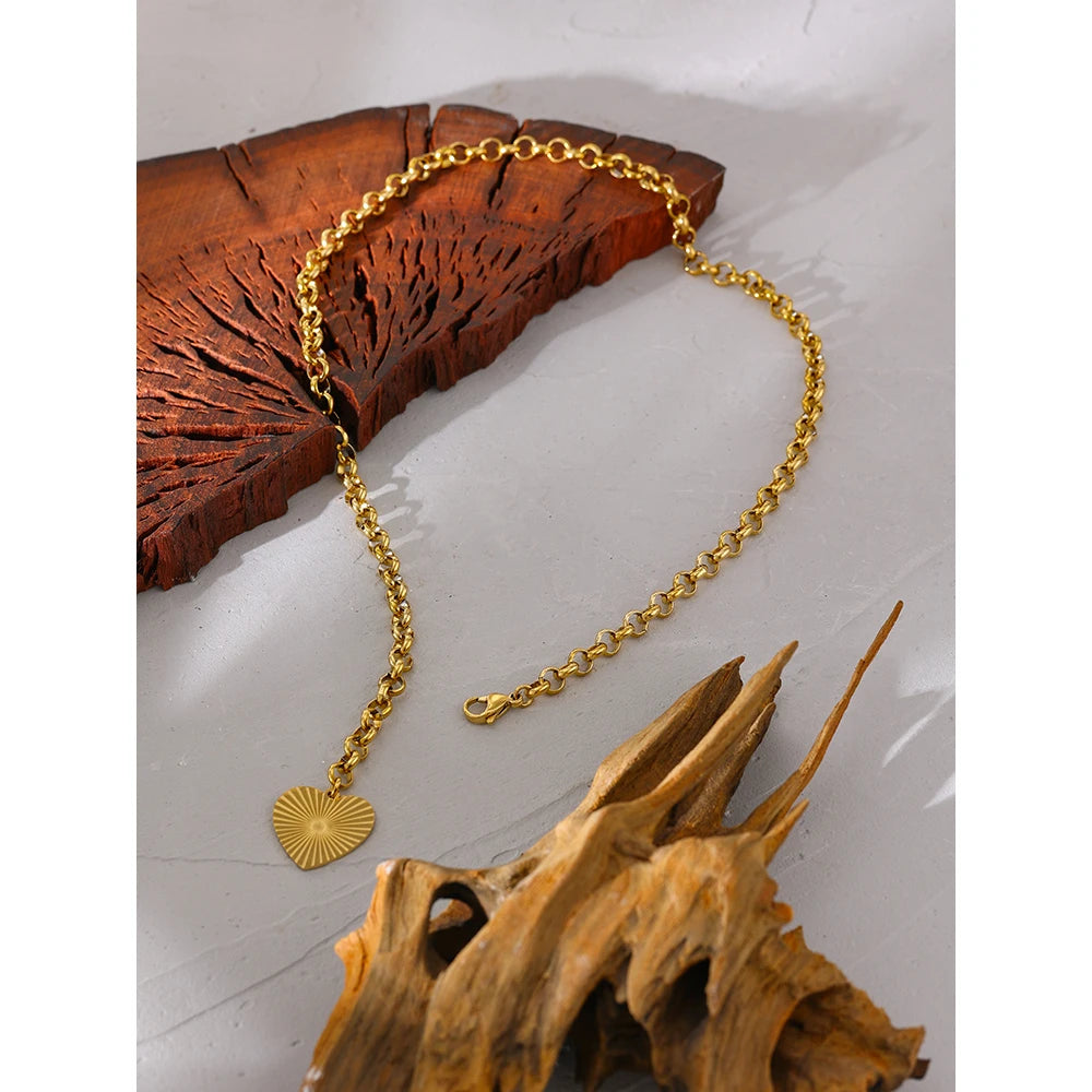 Rose Bloom Heart Necklace