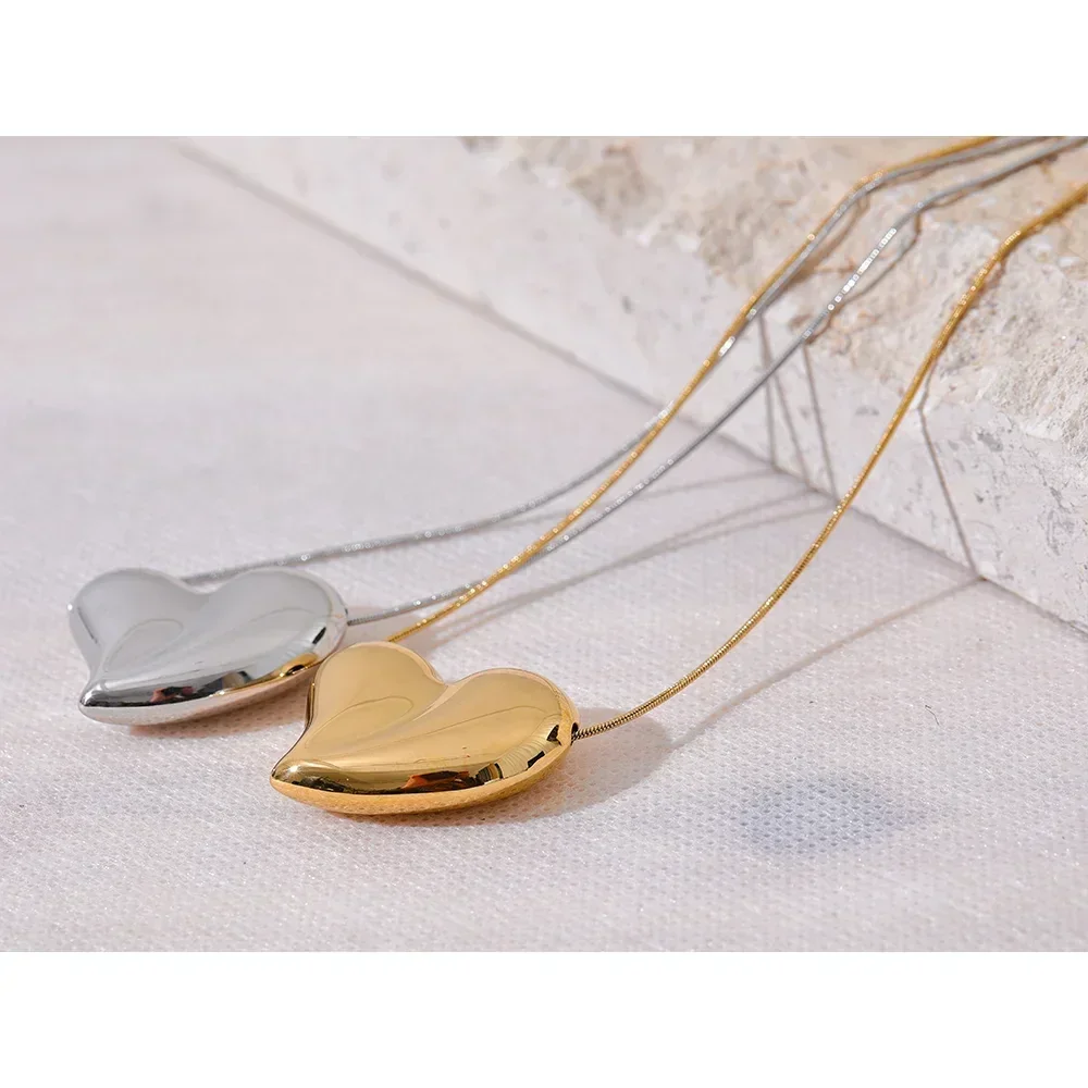 Hearty Glow Stainless Love Necklace - TM & Co. Jewels