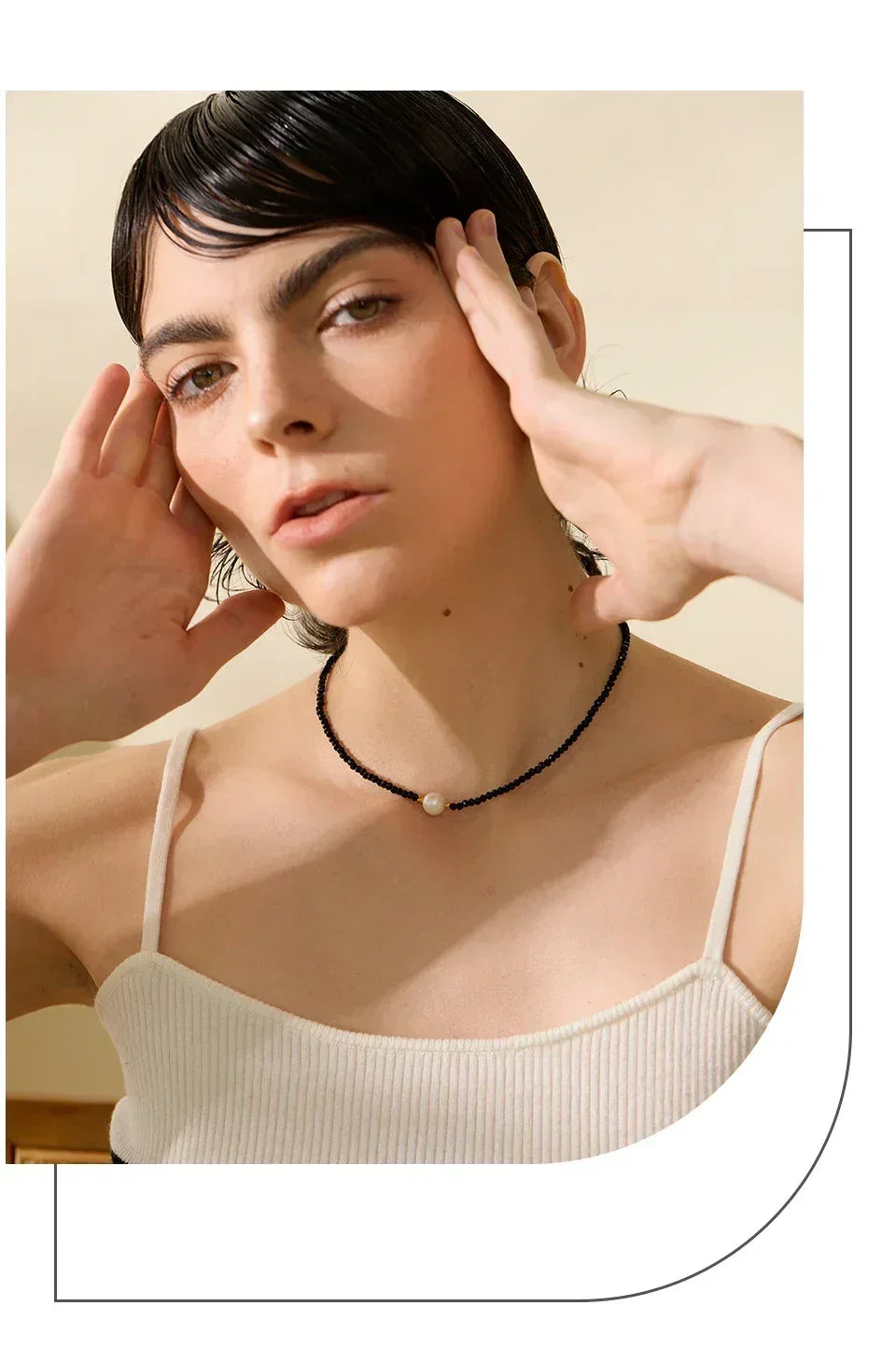 Noir Elegance Strand