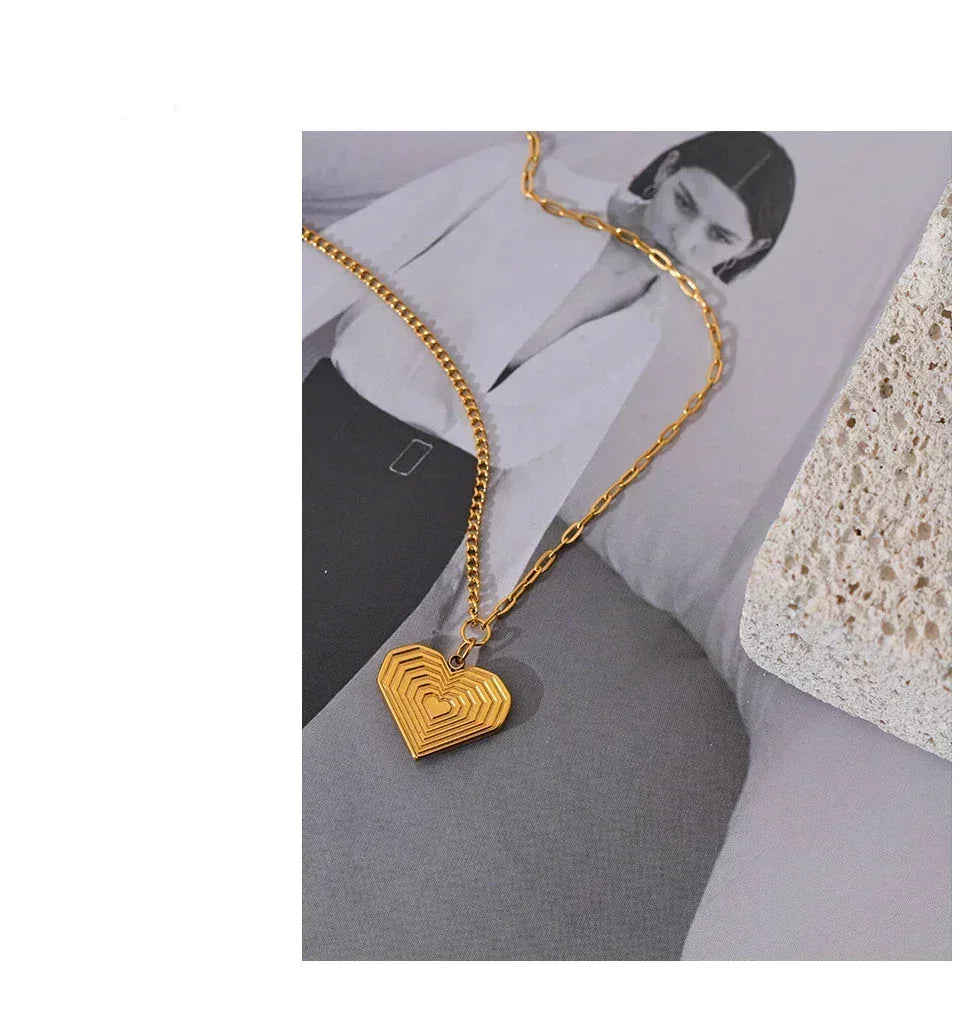 Charm Quotient Golden Embrace - TM & Co. Jewels