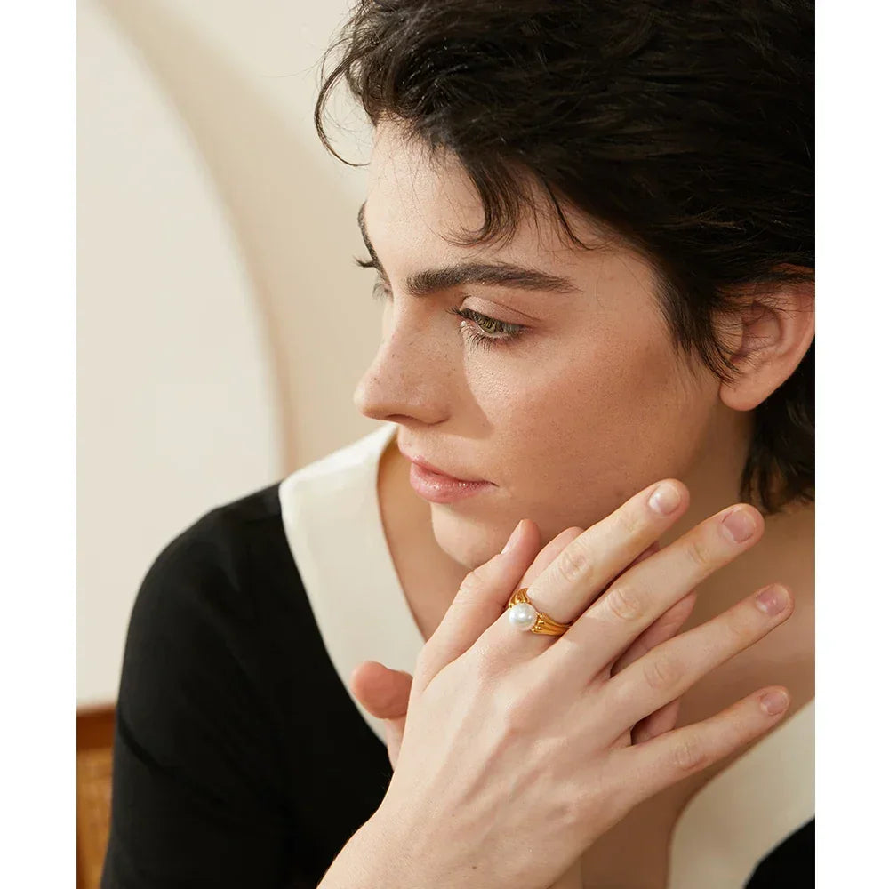 Regal Glow Ring - TM & Co. Jewels