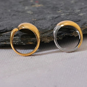 Myrrhine Stylish Gold Metal Ring - TM & Co. Jewels