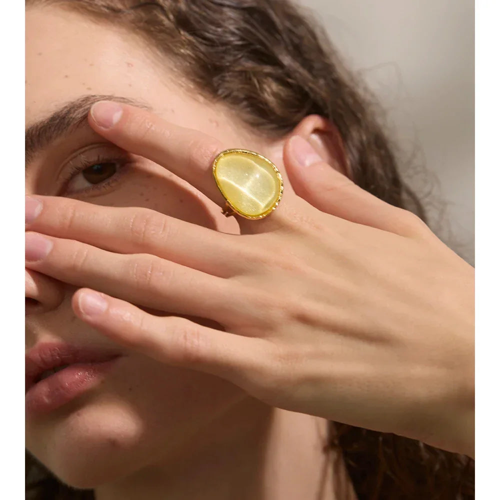 Exquisite Candy Multi-Color White Pink Blue Yellow Resin Adjustable Ring Gold Color Stainless Steel Summer Jewelry Gift