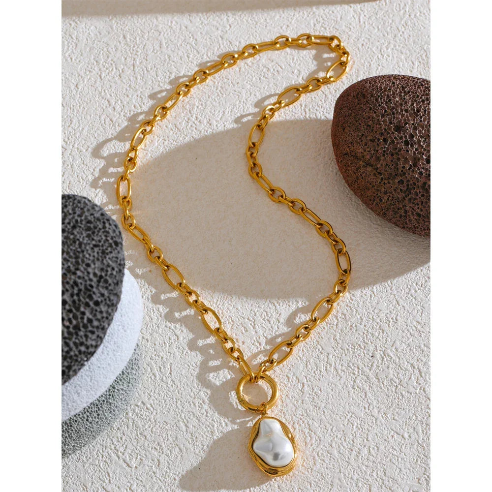 Baroque Gold Lariat