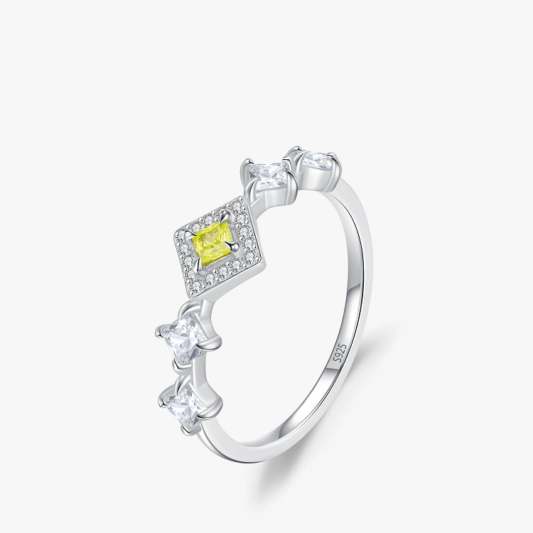 Jade Glimmer Retro Ring