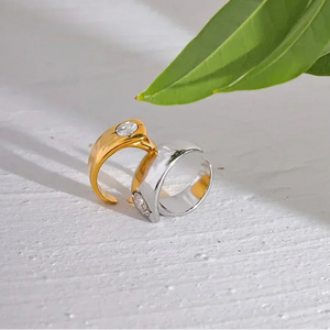 Chunky Charm Zirconia Ring - TM & CO. JEWELS 
