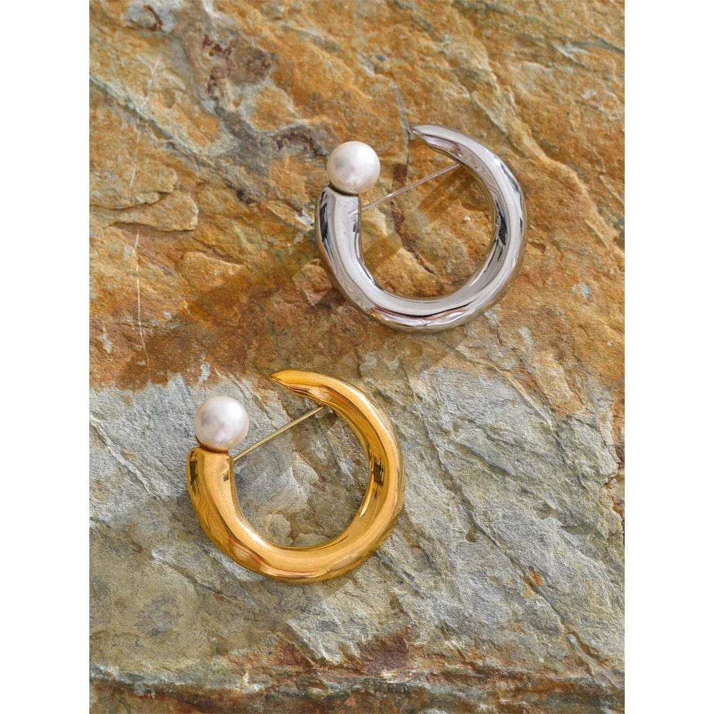 U-Shape Pearl Brooch