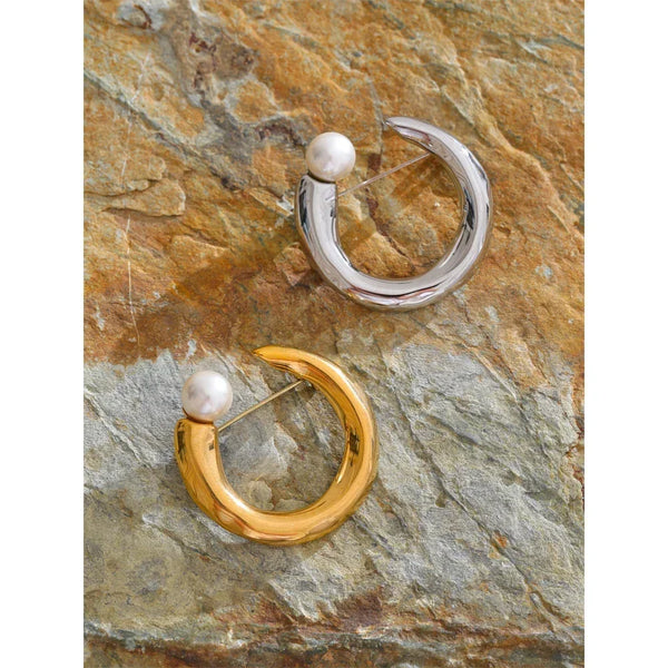 U-Shape Pearl Brooch - TM & CO. JEWELS 