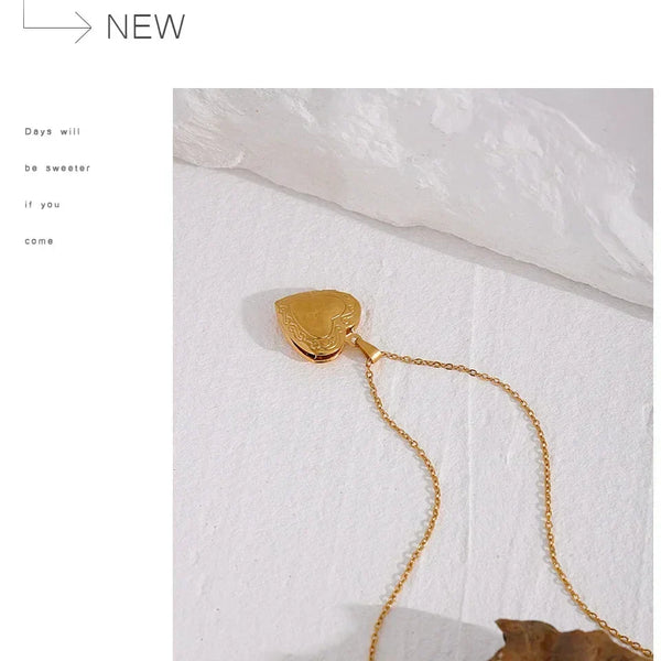 S8a97276dc0d14bfdbd1578a4b0e07af60 - TM & CO. JEWELS 