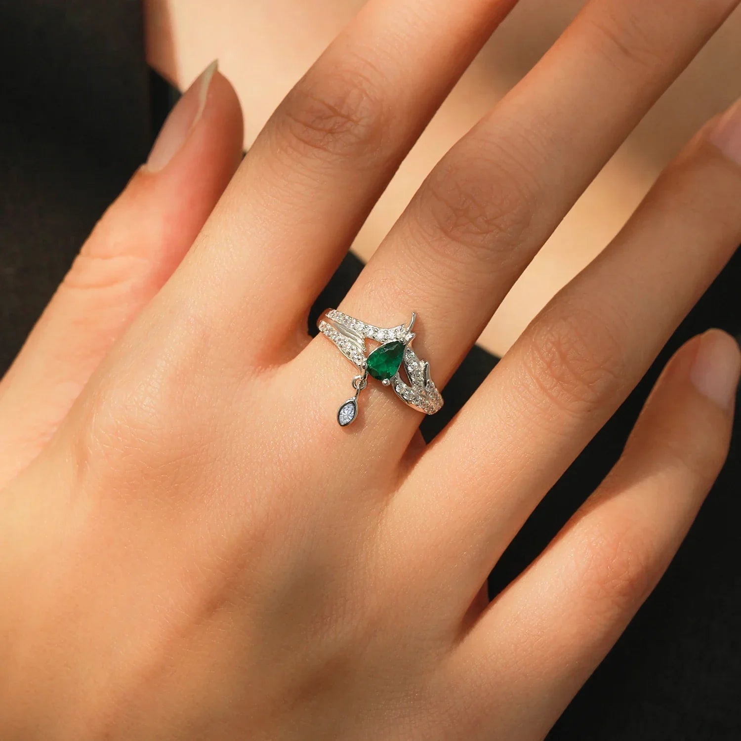 Verdant Tide Pendant Ring - TM & Co. Jewels