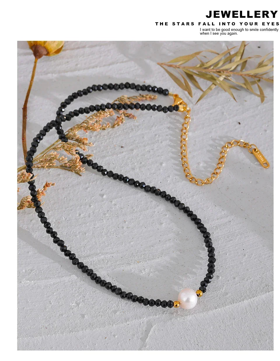 Noir Elegance Strand