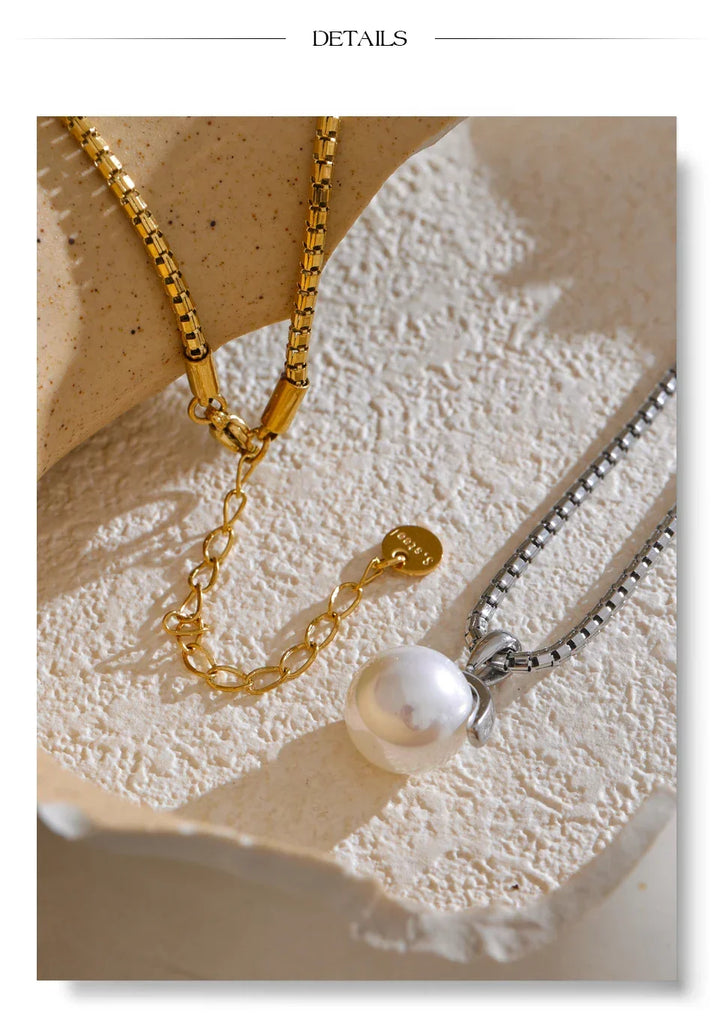 Versa-Loop Pearl Choker