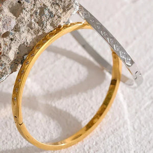 Gold Gleam Bracelet - TM & Co. Jewels