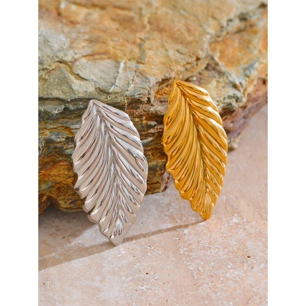 Golden Frond Pin - TM & CO. JEWELS 
