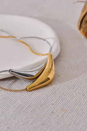 Modern Edge Collar - TM & CO. JEWELS 