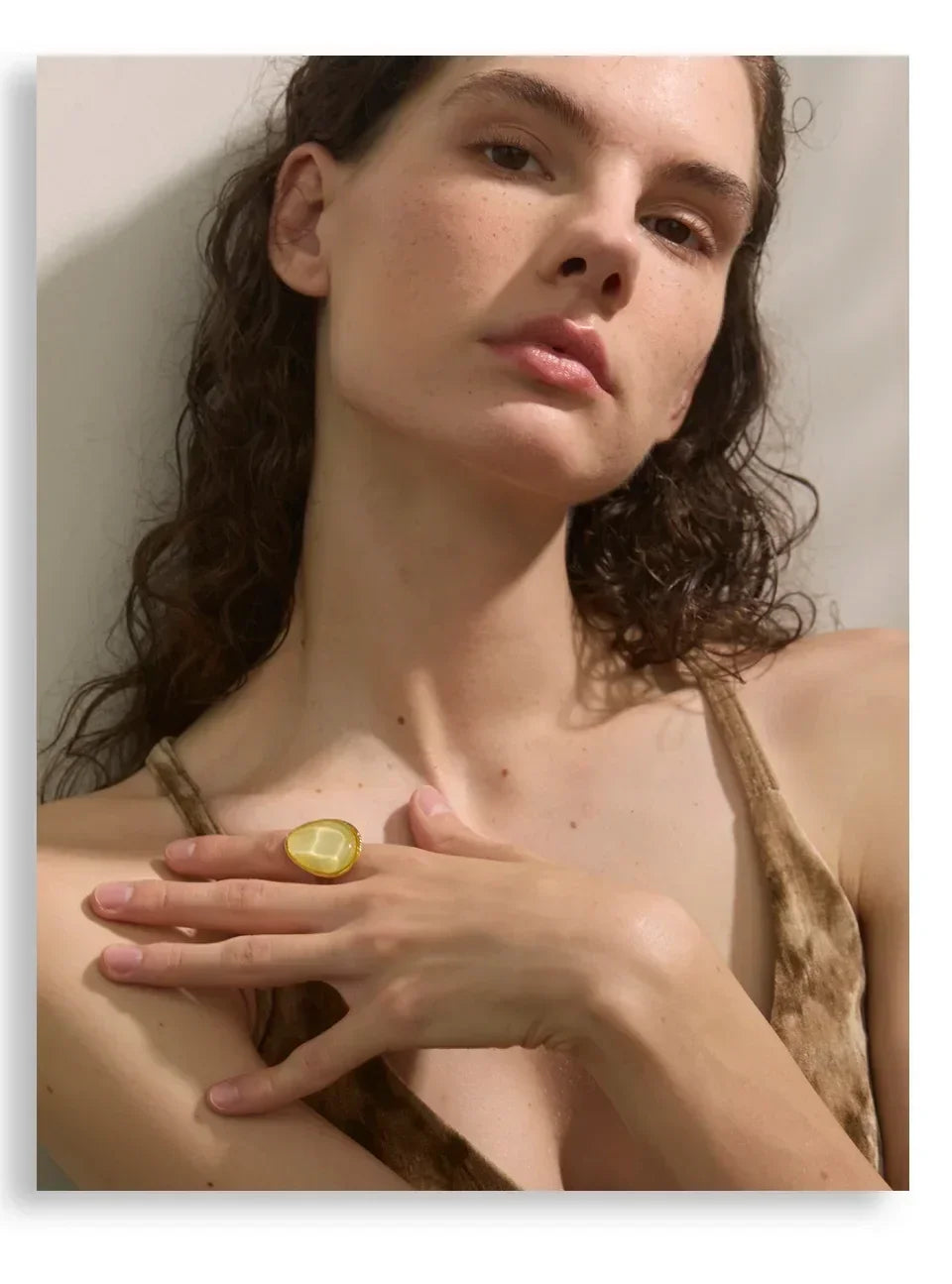 Exquisite Candy Multi-Color White Pink Blue Yellow Resin Adjustable Ring Gold Color Stainless Steel Summer Jewelry Gift