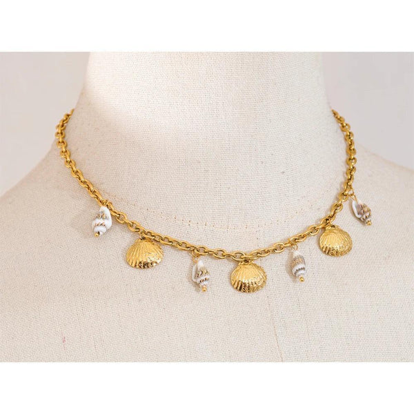 Gilded Shell Pendant - TM & CO. JEWELS 