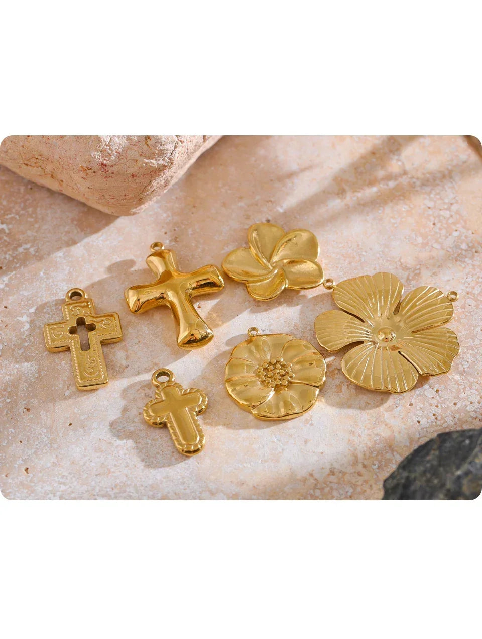 Stainless Steel Metal Flower Cross Pendants Tarnish Resistant DIY Necklace Jewelry Accessories Wholesale Waterproof