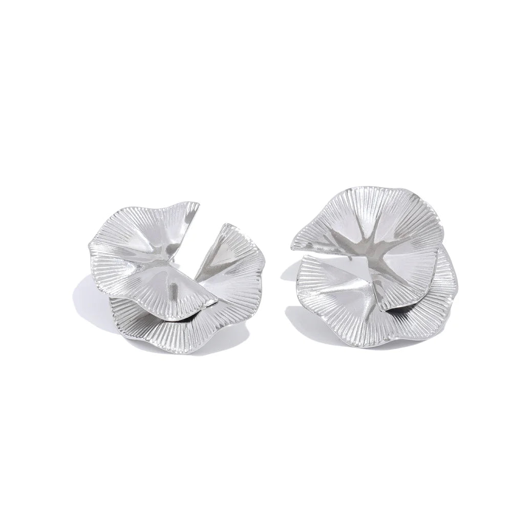 Boucles d'oreilles à pétales dorés