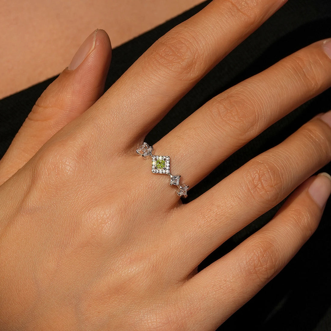 Jade Glimmer Retro Ring