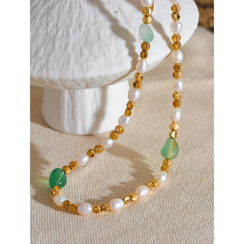 Vintage Luster Strand