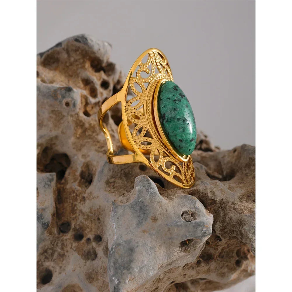 Emerald Essence Ring - TM & Co. Jewels