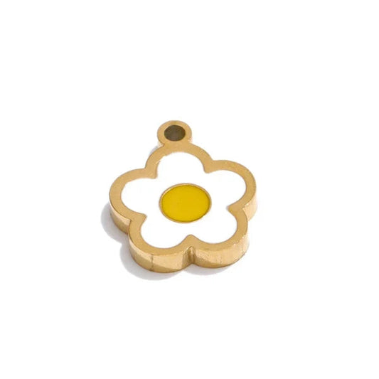 A gold flower-shaped charm with a white center and a yellow circular accent, shown on a white background with text indicating weight and size.