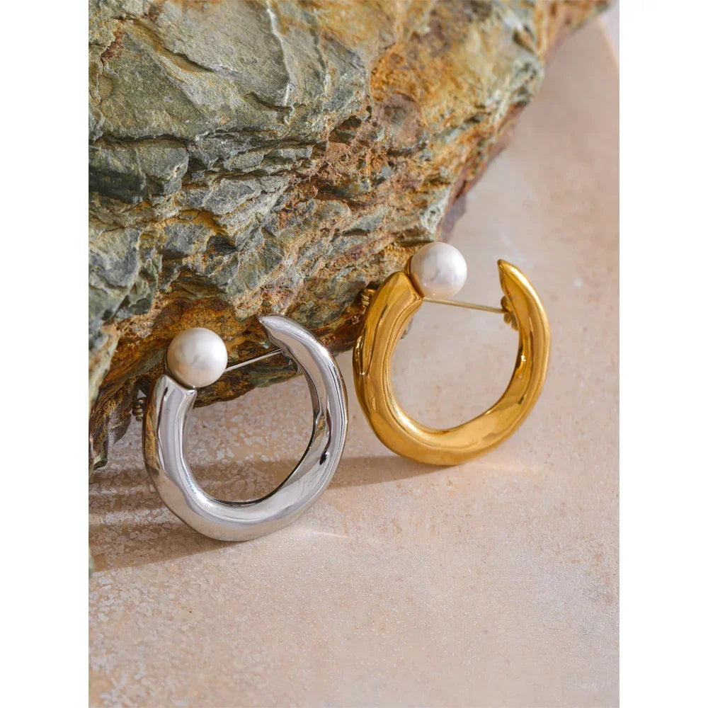 U-Shape Pearl Brooch