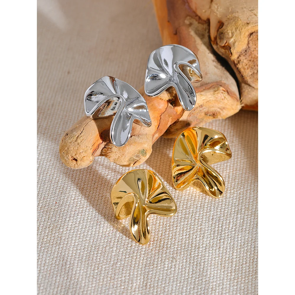 Clous d'oreilles texturés Bloom