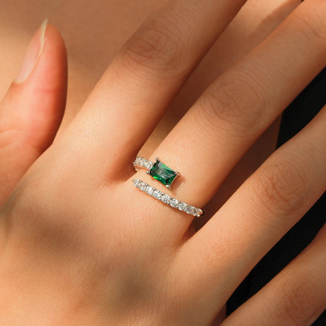 Green Gleam Adjustable Band
