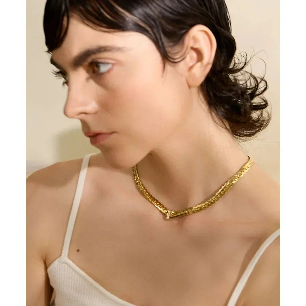 Nina's Golden ChainSpark Elegance - TM & Co. Jewels